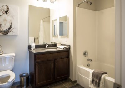 Jacksonville Station apartment bathroom in Warminster, PA